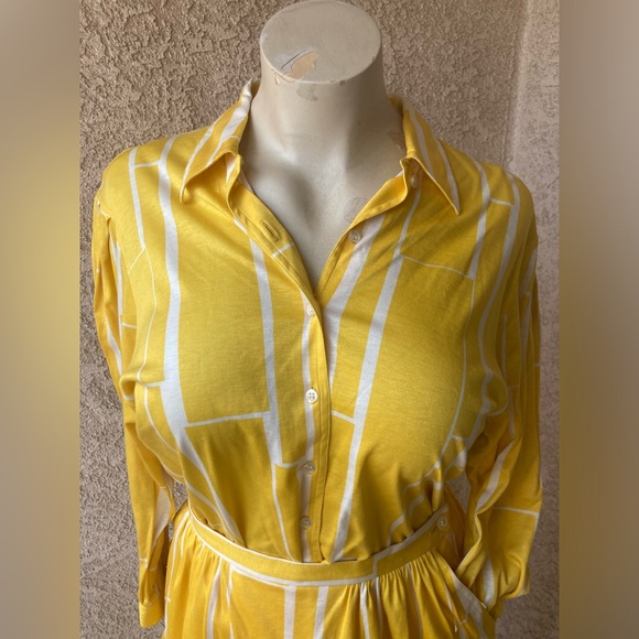 Vintage Jaeger London Yellow Skirt Blouse Set W/Pockets - Picture 6 of 15